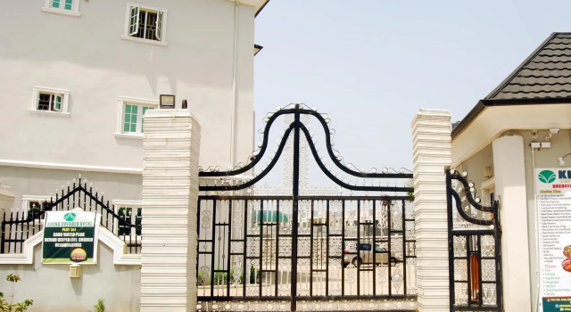 Kifina Emerald Hotel, Prenota Hotel Hotel a Bwari con parcheggio, Parcheggio