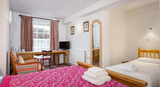 Семейный номер Standard The Abbey Hotel