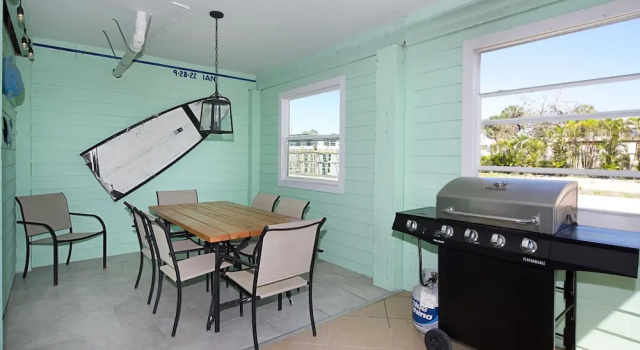 Коттедж с балконом Key Lime Villa by Sun Palace Vacations