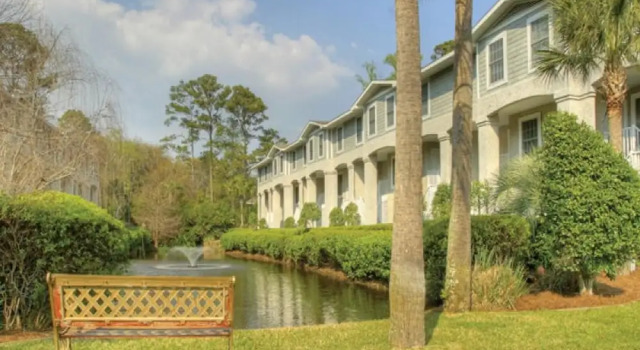 Demere Landing by Hodnett Cooper, Prenota Hotel Saint Simons Island Georgia