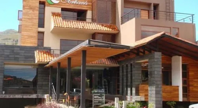 Hosteria Arhaná, Забронировать Курортный отель Отели Гуалакео с завтраком, Завтраки