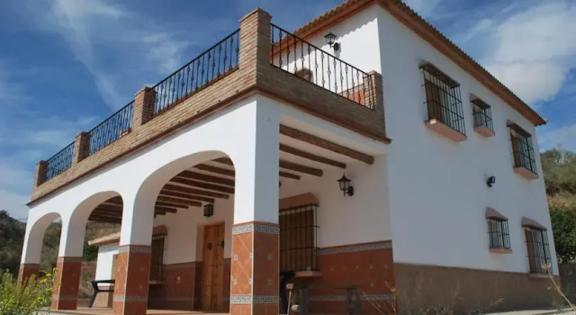 Villa El Terral Riogordo by Ruralidays, Забронировать Вилла Отели Риогордо с бассейном, Бассейн
