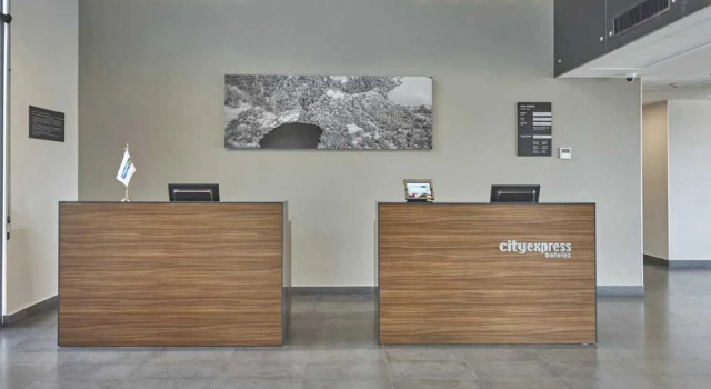 City Express by Marriott Comitan, Rezerwuj Hotel Hotele 3-gwiazdkowe w Comitan, 3*