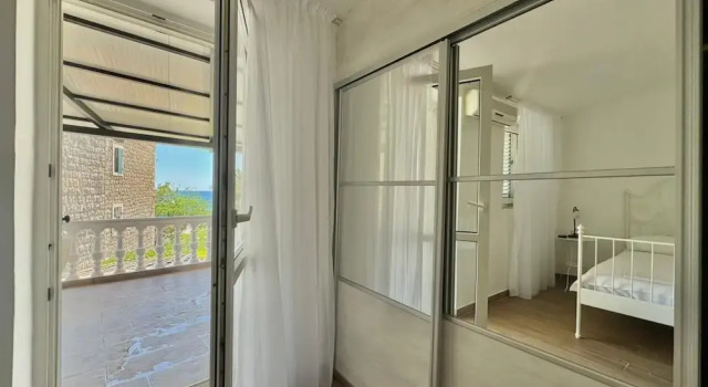 Beachfront Holiday home