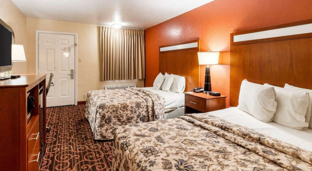 Standard Vierer Zimmer Econo Lodge Jasper