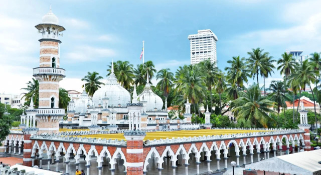 Suzie's Guesthouse Kuala Lumpur, Забронировать Отель Куала-Лумпур Федеральная территория Куала-Лумпур, рядом с Храм Шри Махамаримман