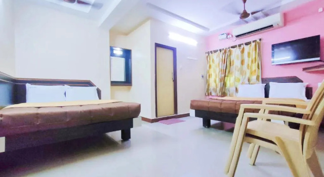 Hotel DKR residency, Rezerwuj Hotel Hotele w Andhra Pradesh z parkingiem, Parking