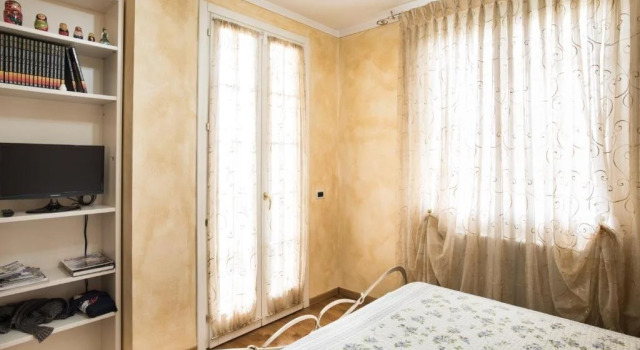 B&B La Petite Maison, Забронировать Отель «постель и завтрак» Пуегнаго дель Гарда Брешиа