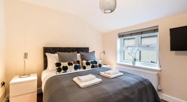 1bd Apt for 2-4. New Decor & Furnishings, Varaa Huoneisto Asunnot kohteessa Merseyside, Huoneisto