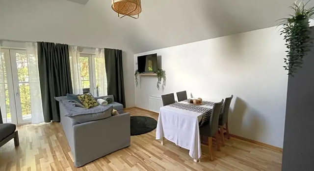 Hotel Rojas Pērle, Забронировать Отель Роя Курземе
