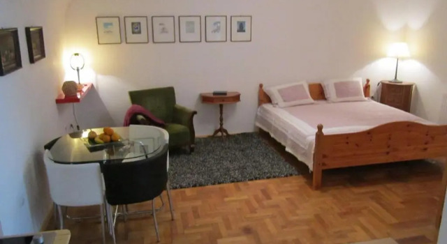 Студия Toldi Apartman