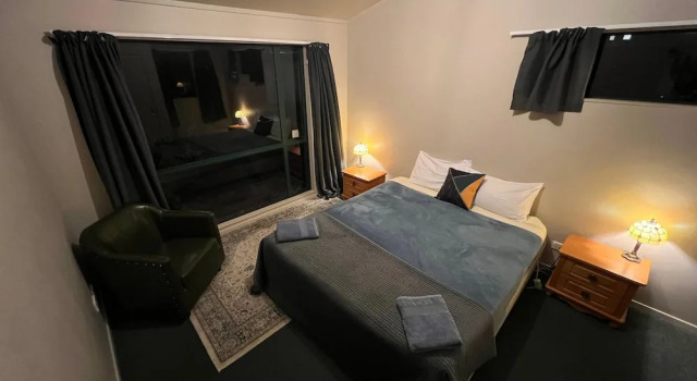 Трёхместный номер Standard Parakai Geothermal Motel