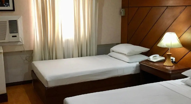 Двухместный номер Standard Wregent Plaza Hotel