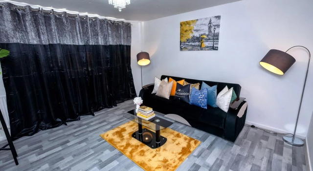 A Stunning 2 BED Home ON THE River Thames!, Book Hotel Thamesmead London og omegn