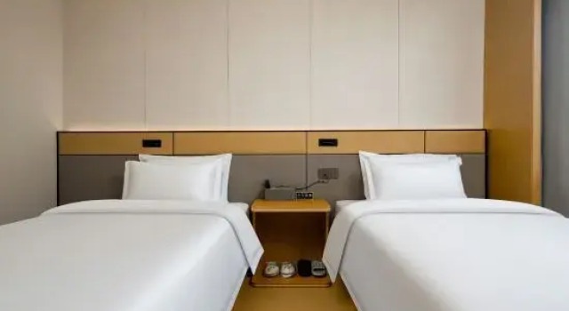 Люкс Xinye Jinlan Hotel (Chaoyang Road)