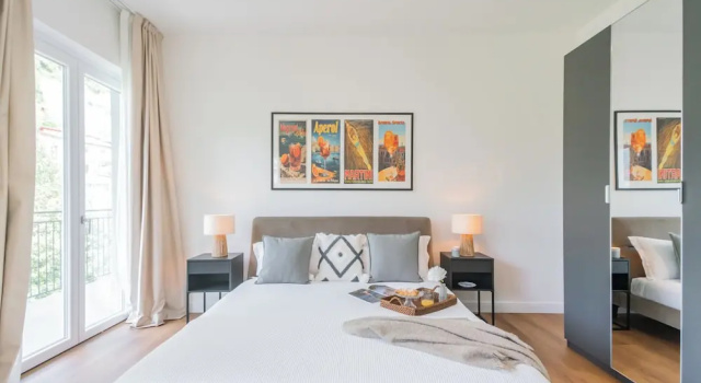 Panoramic Lake Suites