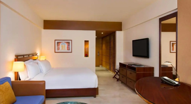 Двухместный номер Business Deluxe с видом на сад Hilton Kuwait Resort
