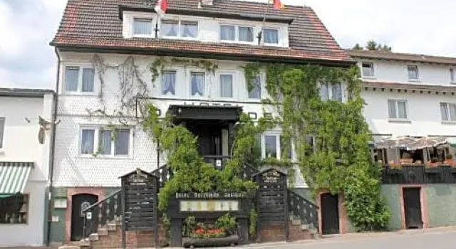 Gästehaus Dorflinde, Reserva ahora Hotel Hoteles en Bergstraße con piscina, Piscina