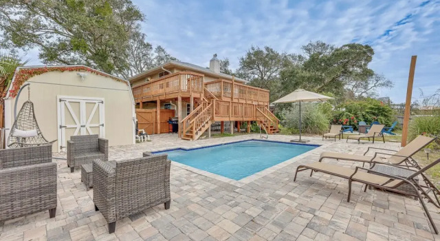 Коттедж Canal-front St Augustine Home w/ Dock & Pool!