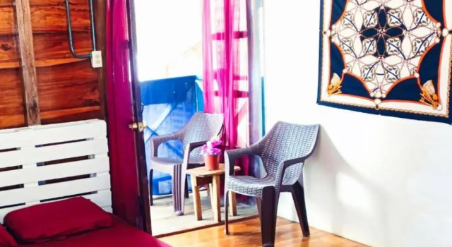 Poetry Garden Bocas Town Colon Island- Deluxe Bungalow Cabin-AC-Enjoy the Night Life