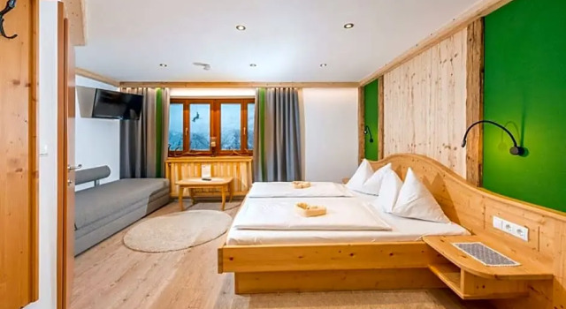 Das kleine Bio Hotel Tiefenbach, Забронировать Отель Отели Шладминг с завтраком, рядом с Горнолыжный подъемник Планайбан, Завтраки