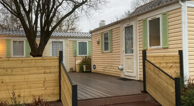 Mobil-Home 2 "Camping", Забронировать Отель Отели Бургундия-Франш-Конте с парковкой, Парковка