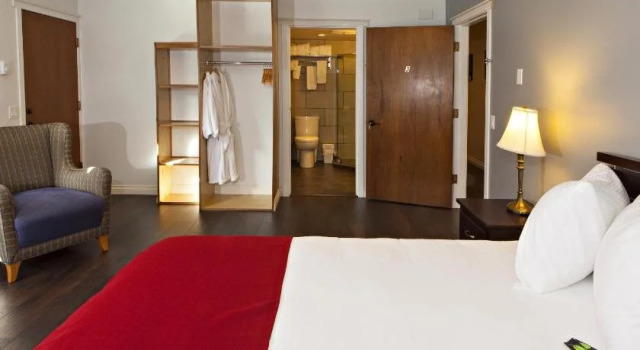 Escape B&B, Prenota Bed & breakfast Port Hardy 