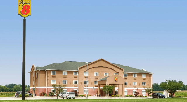 Четырёхместный номер Standard Super 8 by Wyndham Grayville