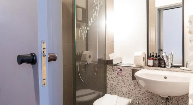 Одноместный номер Premium Miss Sophies New Town & Wellness