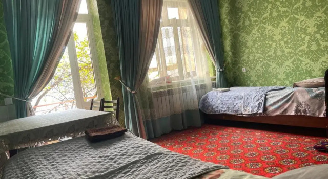 Standard quarto Muharram Homestay in the neighborhood of the Registan Square, 家族 ゲストハウス