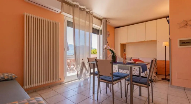 Bilocale 6 - lake view, Prenota Hotel Oggebbio 