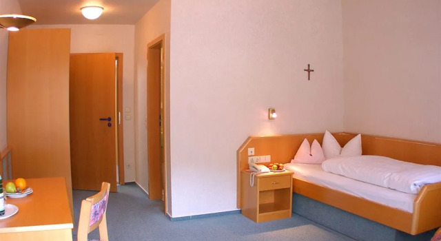 Hotel St. Anna, Reserva ahora Hotel Hoteles en Baden-Wurtemberg con aparcamiento, Aparcamiento