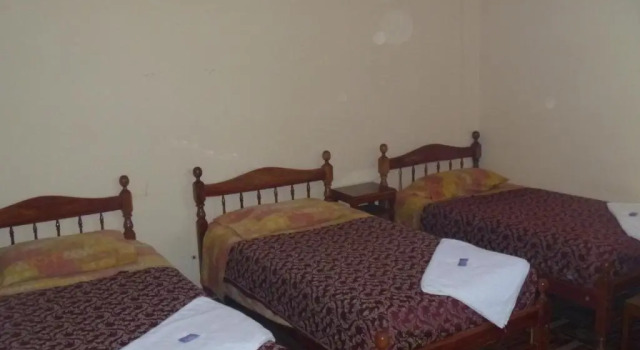 Трёхместный номер Standard Julia Plaza Hotel