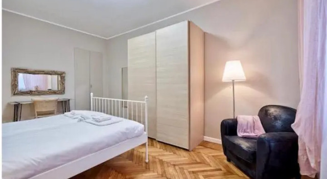Andreis 3, Varaa Hotelli Borgo Dora Torino
