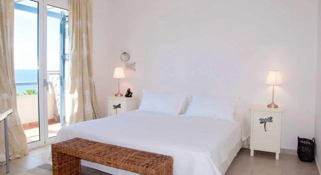 Neapoli Villas, Buchen Sie Villa Hotels in Kap Malea mit Pool, Schwimmbad
