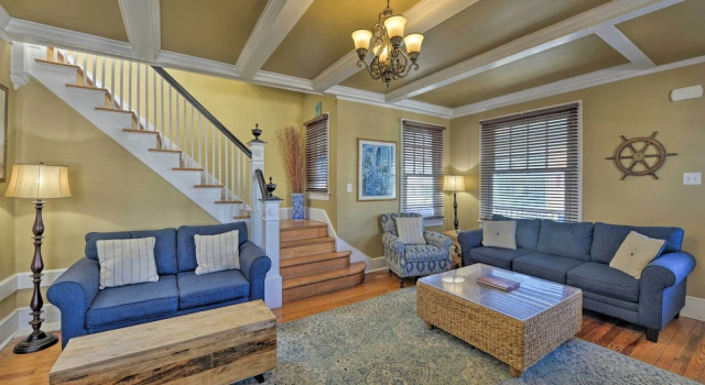 Striking Cape May Getaway, Steps From the Beach!, Забронировать Дом для отпуска Коттеджи Кейп-Мей, Коттедж