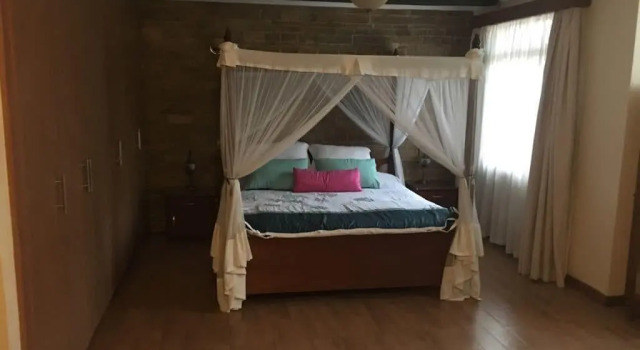Alkasim, Book Villa Cottages in Nairobi, Cottage