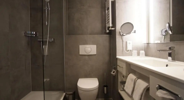 Четырёхместный номер Standard с видом на город Courtyard by Marriott Hannover Maschsee