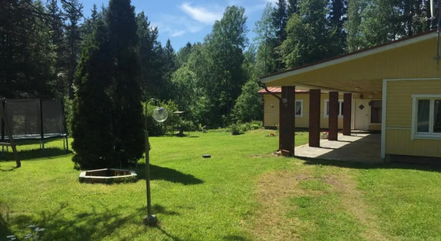 Villa Pyhtää Garden Villa