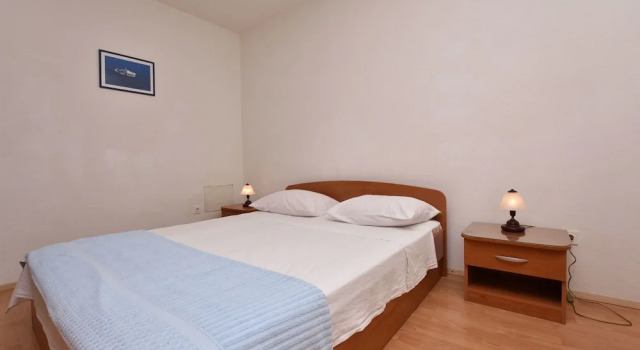 Апартаменты с балконом Apartments and Rooms Jakov