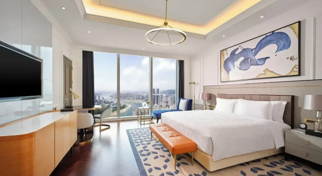 Номер Deluxe The Lixury Hotel, Part of Hyatt