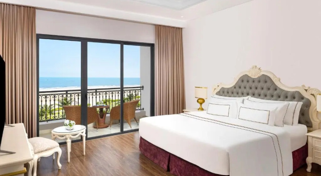 Номер Deluxe с видом на море Vinpearl Cua Hoi, Affiliated by Meliá
