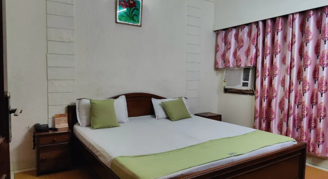 Harish Guest House -Railway Station Road, Забронировать Гостевой дом Гостевые дома Chandigarh Region, Гостевой дом