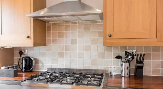 1 Family Flat near London Bridge, Забронировать Отель Отели Лондона 3 звезды, рядом с St Olaf House, 3*