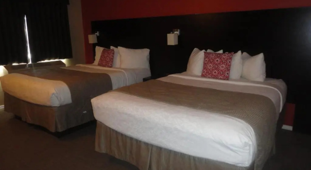 Студия Super 8 by Wyndham West Kelowna BC