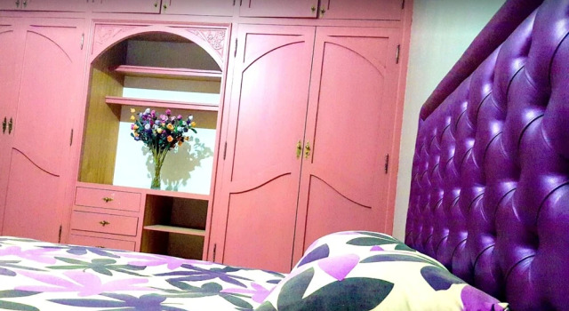 Apartment with One Bedroom in Marrakech, with Enclosed Garden And Wifi, Забронировать Апартаменты/квартира Отели Марракеш-Тенсифт-Эль-Хауз с парковкой, Парковка
