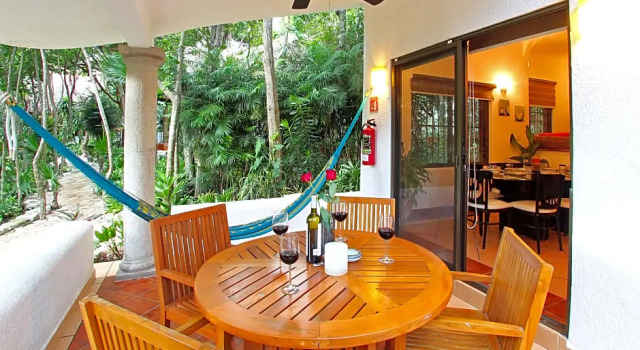 Вилла с 4 комнатами Riviera Maya Suites