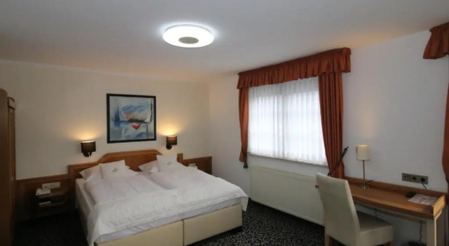 Полулюкс Hotel Trapp