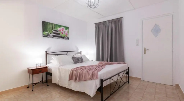 Студия Standard Zante Riva Studios