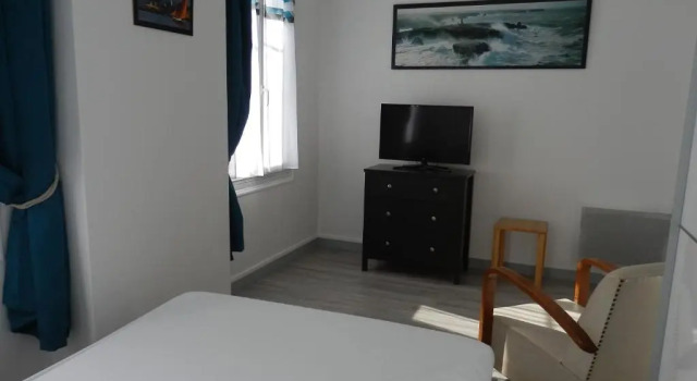 Апартаменты Appartement T2 ou T1 côté cour/jardin avec garage